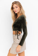 Load image into Gallery viewer, Long Sleeve Side Ruched Crop Top
