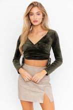 Load image into Gallery viewer, Long Sleeve Side Ruched Crop Top
