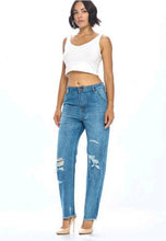 Load image into Gallery viewer, Ripped Straight Leg jeans
